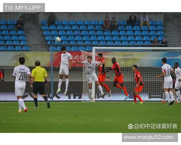 体育实时数据深入分析广州足球队的防守反击战术及其战术执行细节 体育实时数据深入分析广州足球队的防守反击战术及其战术执行细节